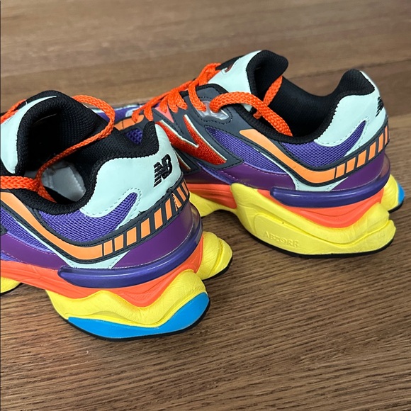 The New Balance 9060 ‘Prism Purple Vibrant Spring’ Sneakers 8.5D - Picture 11 of 15